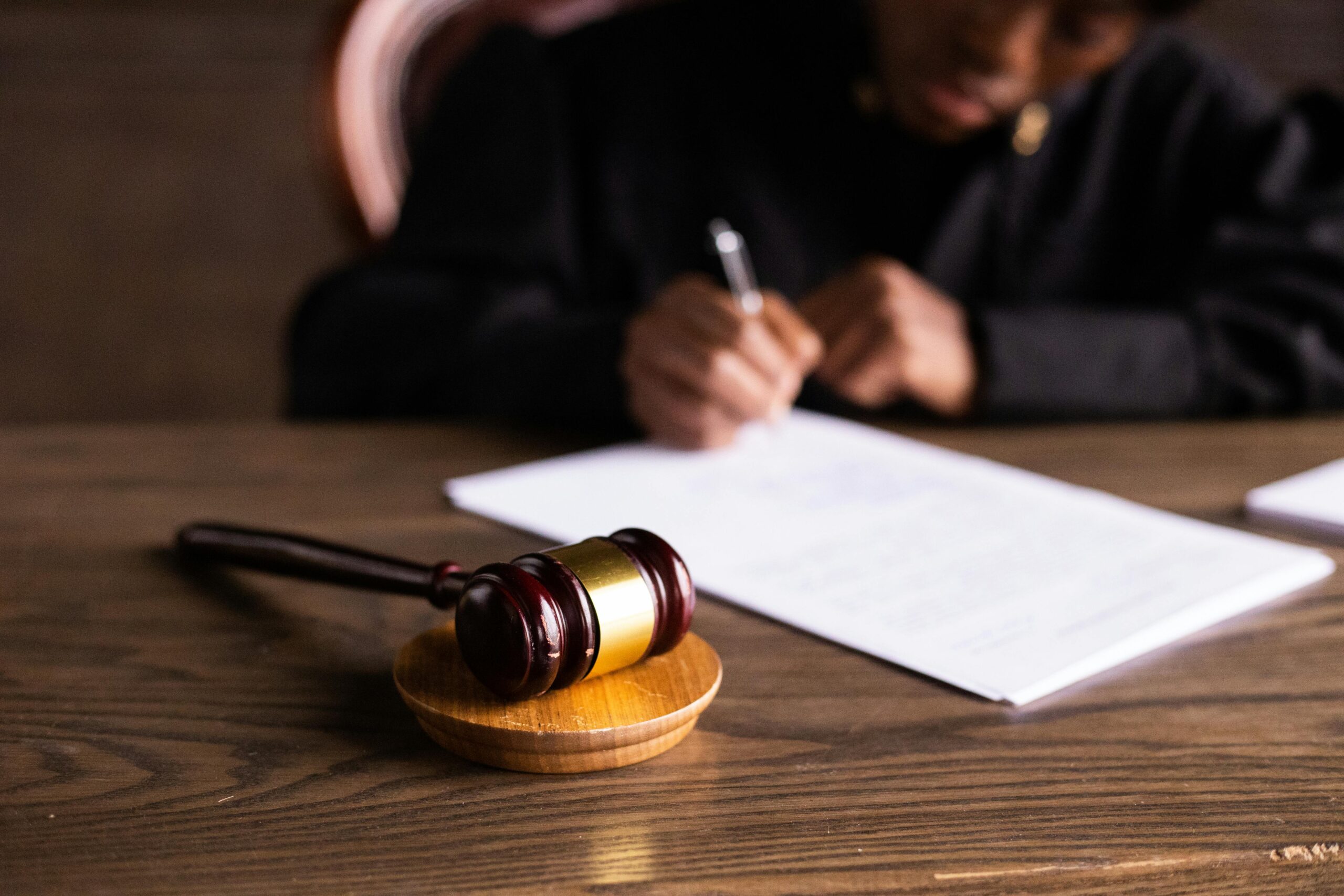 avrek law firm