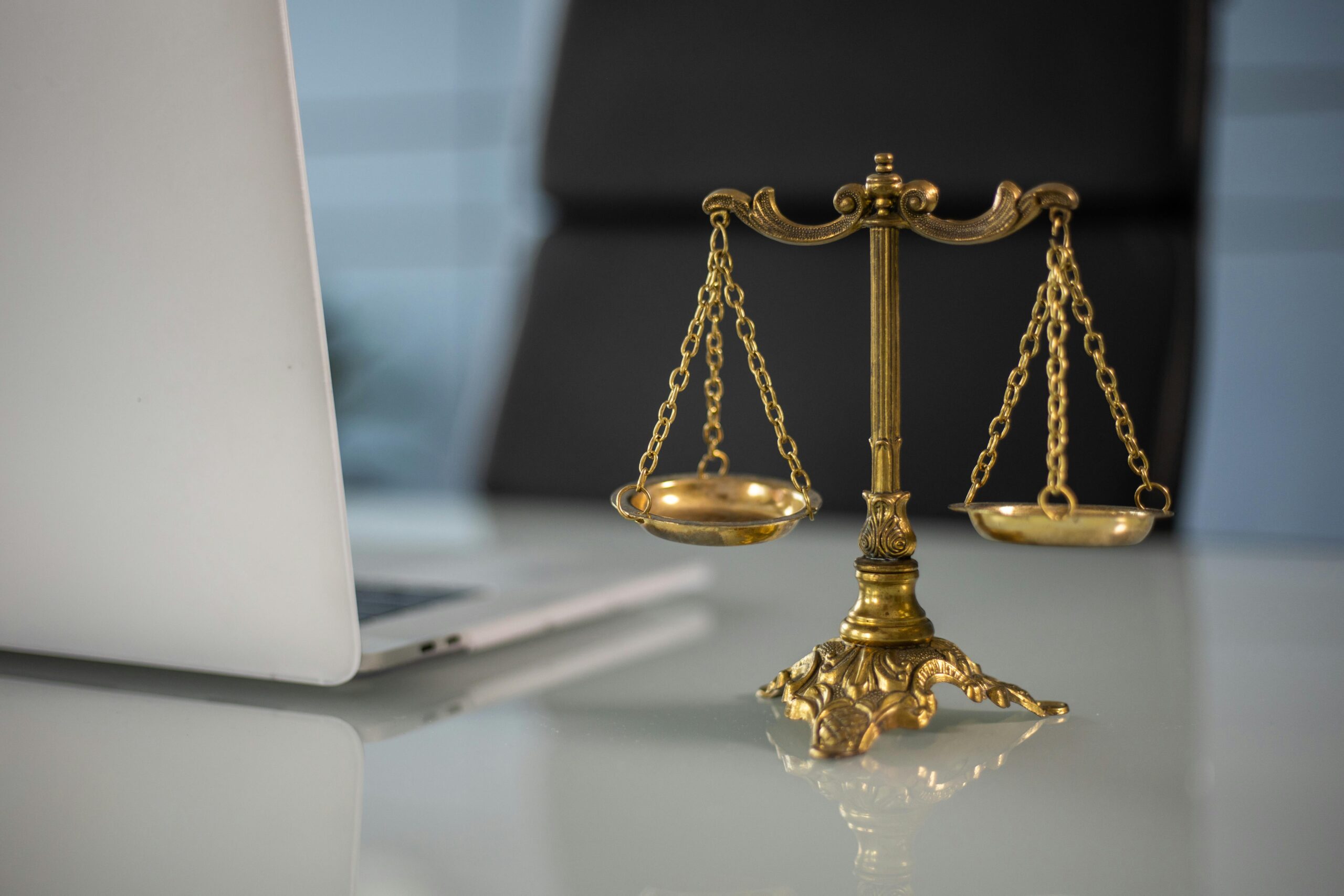 divya ahuja ut law