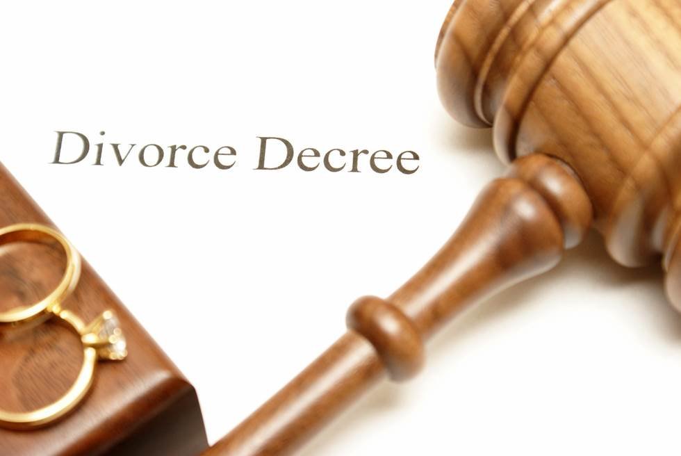 disadvantages of filing for divorce first